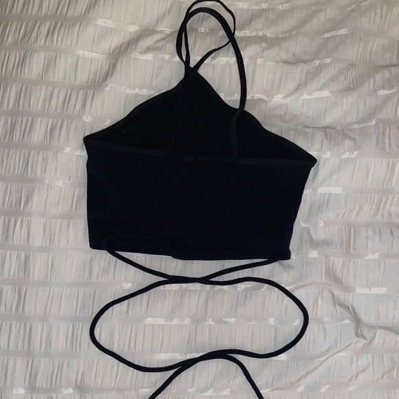 Abercrombie high neck wrap crop top - Picture 2 of 3